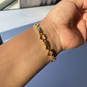 New Gold Tone Bracelet 7"